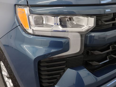Used 2024 Chevrolet Silverado 1500 RST AWD/4WD image 22