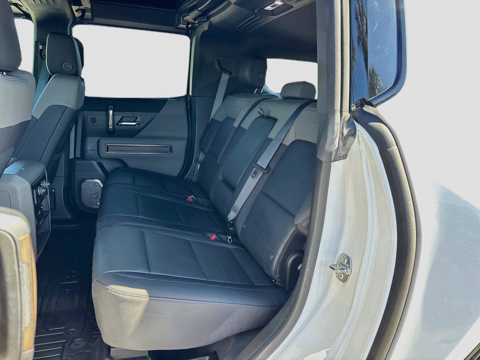 Used 2025 GMC Hummer EV 3X AWD/4WD image 25