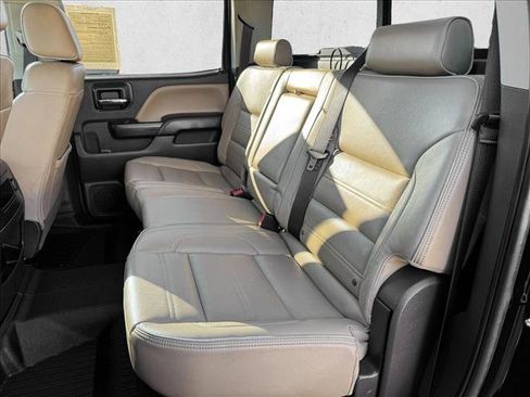 Used 2018 GMC Sierra 2500 Denali w/ Duramax Plus Package image 17