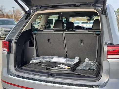 New 2026 Volkswagen Atlas SEL Premium R-Line image 6