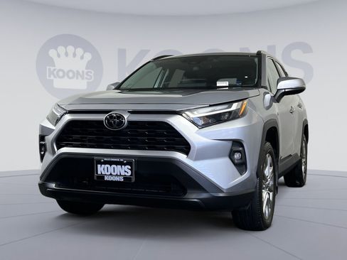 Used 2023 Toyota RAV4 XLE Premium AWD/4WD image 1