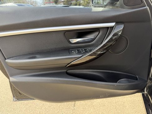 Used 2018 BMW 330i xDrive Sedan image 10