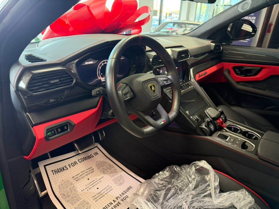 Used 2023 Lamborghini Urus S AWD/4WD image 35