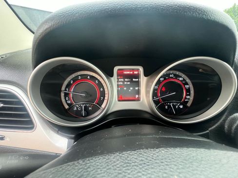 Used 2015 Dodge Journey SXT w/ Flexible Seating Group FWD image 16