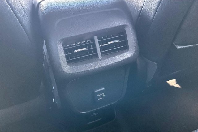 Used 2024 GMC Terrain AT4 AWD/4WD image 36