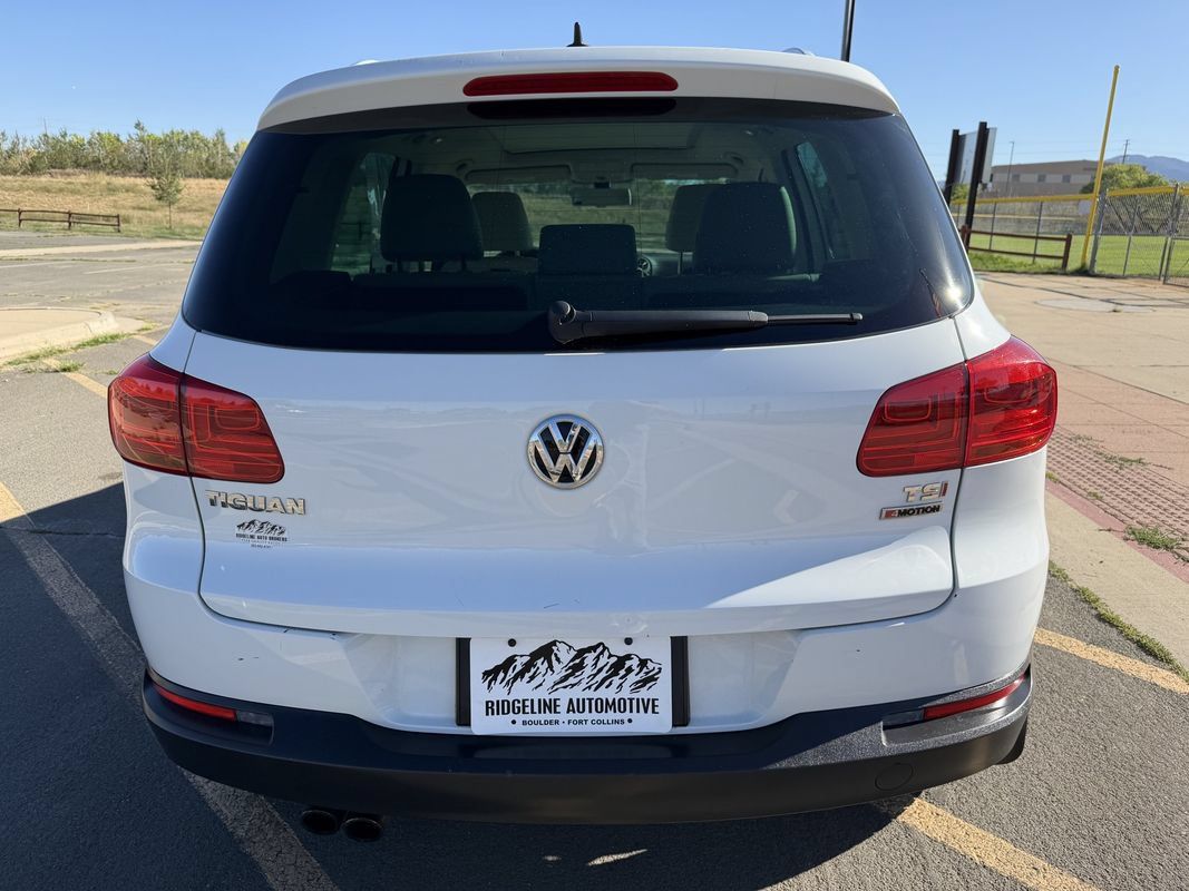 Used 2017 Volkswagen Tiguan Wolfsburg Edition AWD/4WD image 5
