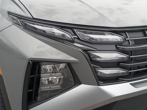 New 2026 Hyundai Tucson SE image 11