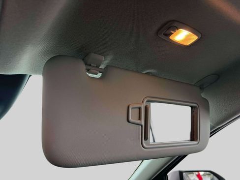 Used 2023 Hyundai Elantra SEL w/ Convenience Package image 29