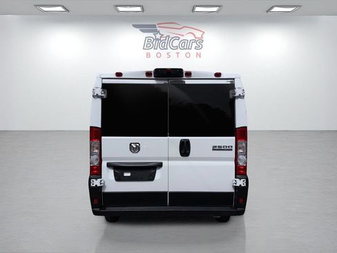 Used 2025 RAM ProMaster 2500 w/ U-Haul Equipment Group FWD image 4