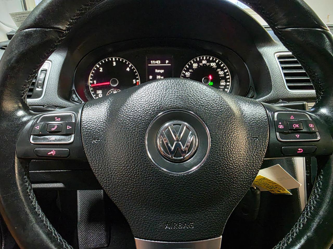 Used 2013 Volkswagen Passat TDI SE FWD image 26