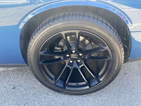 Used 2020 Dodge Challenger R/T w/ Shaker Package image 16