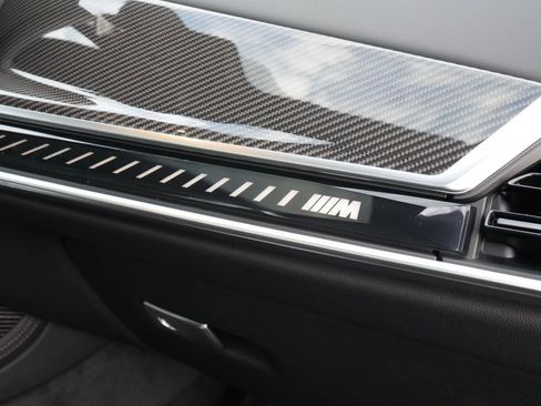 New 2026 BMW X7 M60i w/ Executive Package image 27