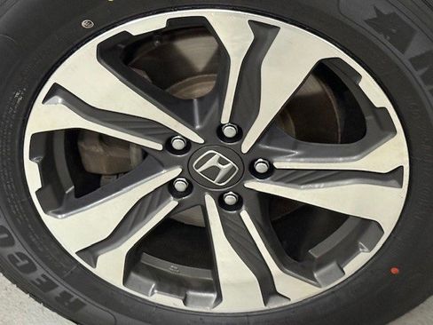 Used 2019 Honda CR-V LX image 11