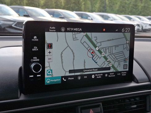 Used 2023 Honda Pilot Touring image 18