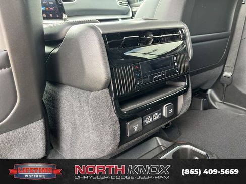 New 2026 Jeep Grand Wagoneer L Limited AWD/4WD image 19