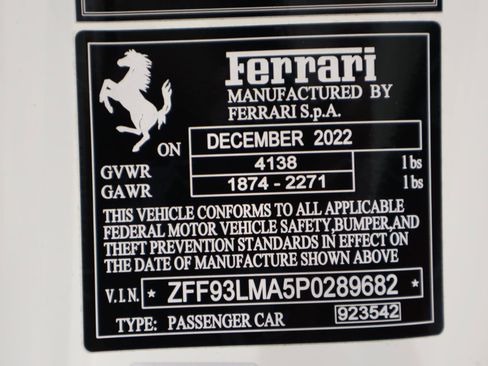 Used 2023 Ferrari F8 Tributo RWD image 44