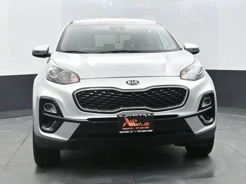 Used 2020 Kia Sportage LX w/ LX Popular Package AWD/4WD image 3