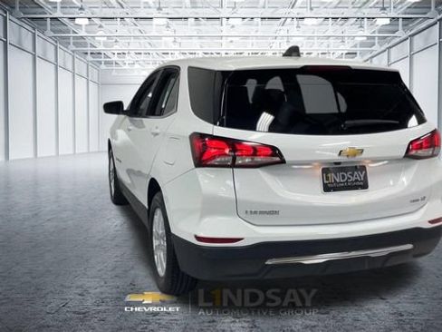 Used 2024 Chevrolet Equinox LT AWD/4WD image 8