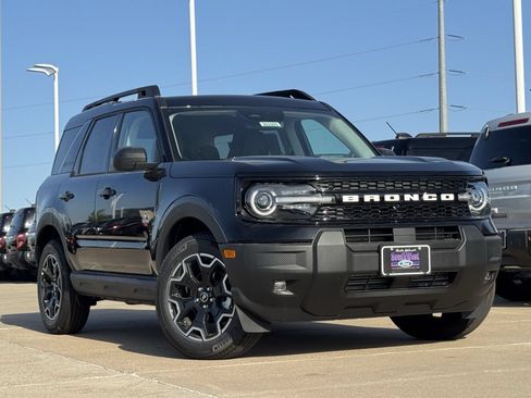 New 2026 Ford Bronco Sport Outer Banks AWD/4WD image 2