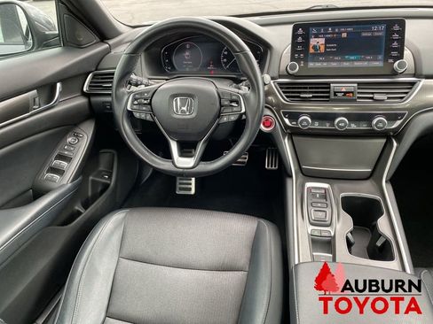 Used 2018 Honda Accord Sport image 25