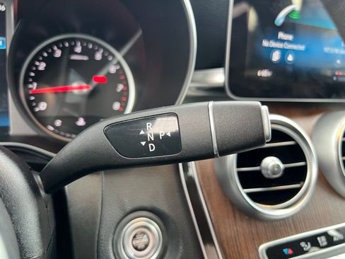 Used 2020 Mercedes-Benz GLC 300 image 21