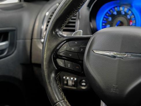 Used 2022 Chrysler 300 S RWD image 25