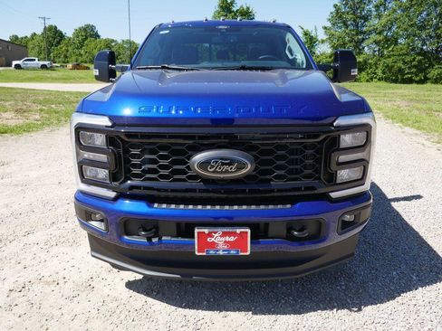 New 2026 Ford F250 Lariat w/ Black Appearance Package AWD/4WD image 9