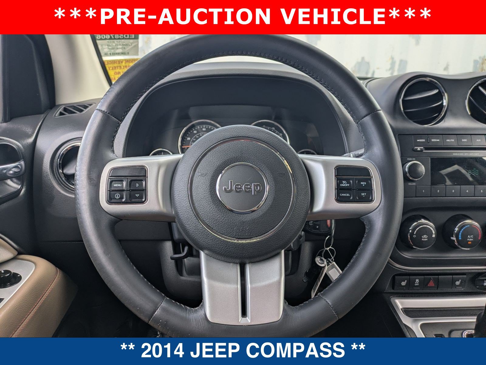 Used 2014 Jeep Compass Latitude FWD image 27