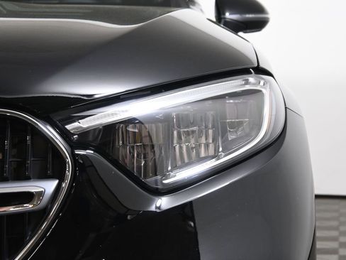Certified 2026 Mercedes-Benz GLC 300 4MATIC image 11