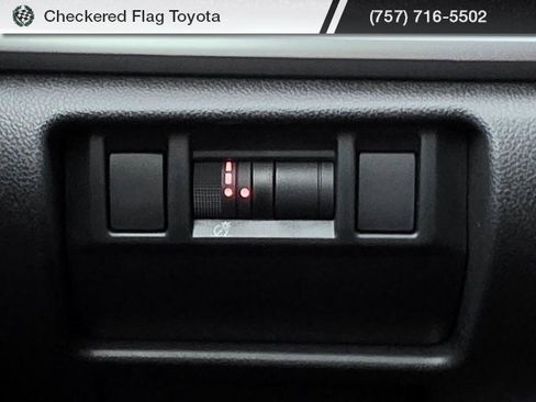 Used 2024 Subaru Impreza 2.0i Sport image 10