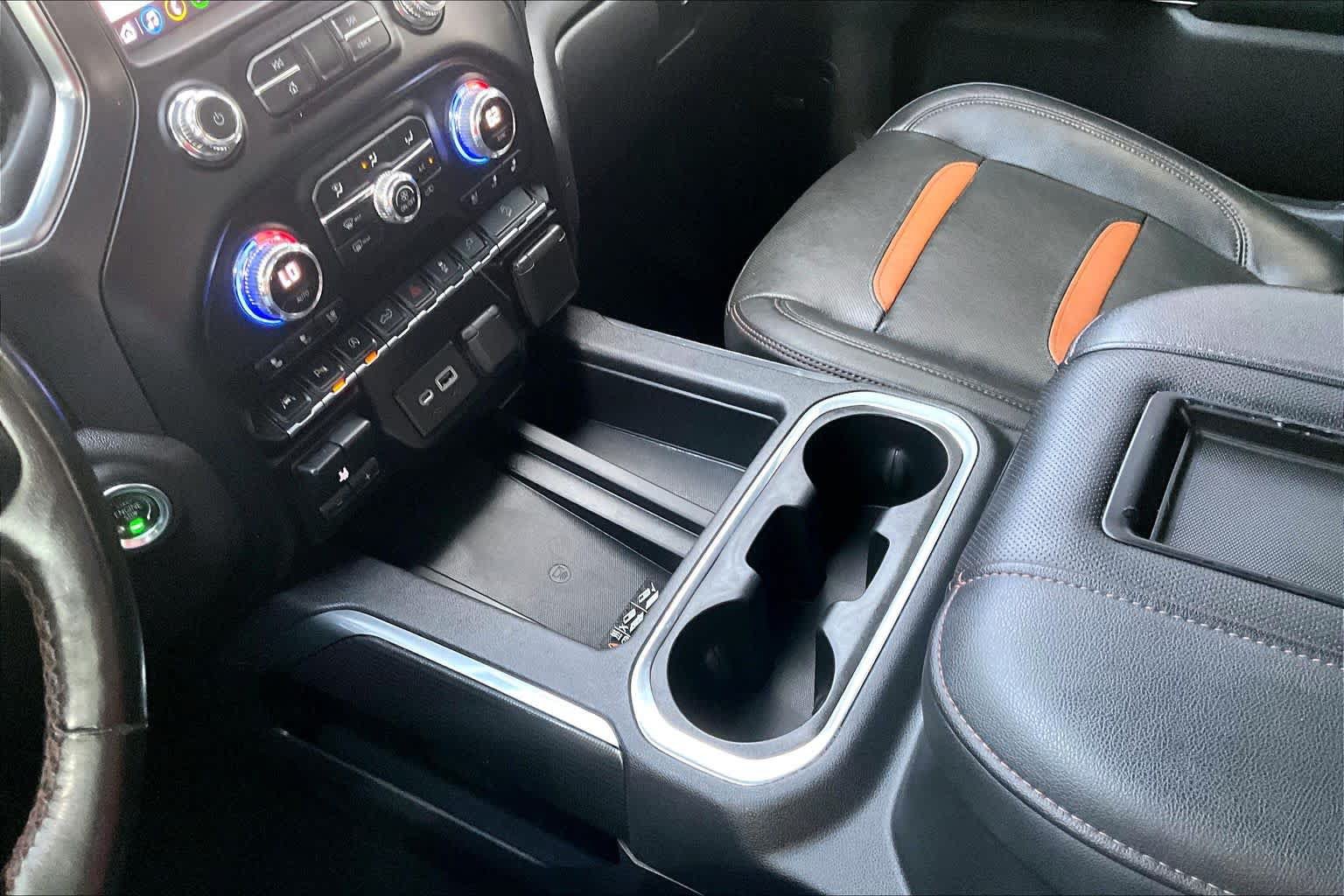 Used 2020 GMC Sierra 1500 AT4 w/ AT4 Premium Package AWD/4WD image 16