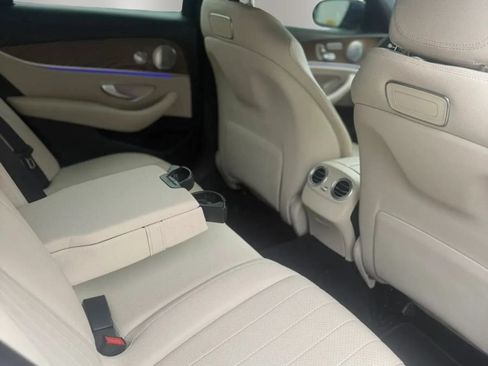 Used 2018 Mercedes-Benz E 300 w/ Premium 2 Package (Q02) image 10