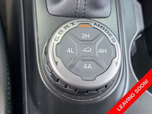 Used 2022 Ford Bronco Outer Banks w/ Sasquatch Package AWD/4WD image 17