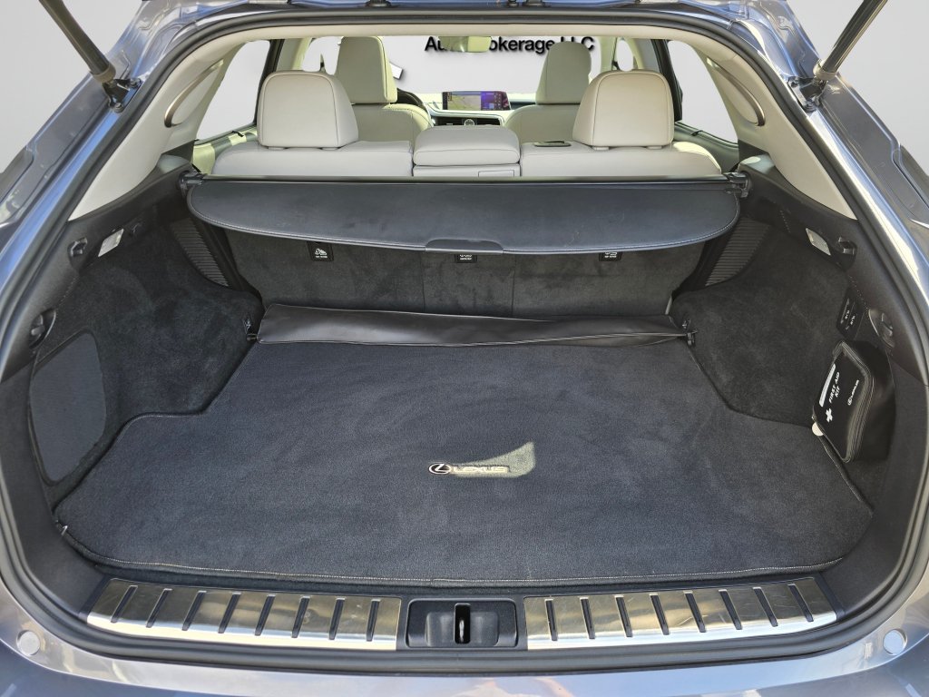 Used 2019 Lexus RX 450h AWD w/ Luxury Package image 22