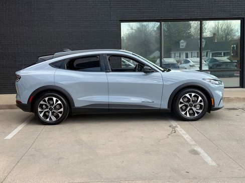 Used 2024 Ford Mustang Mach-E Select w/ Comfort Package Lite image 15