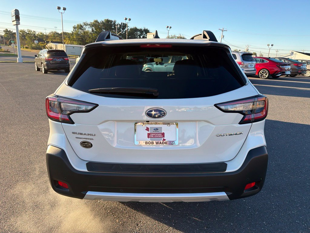 Certified 2025 Subaru Outback Limited AWD/4WD image 4