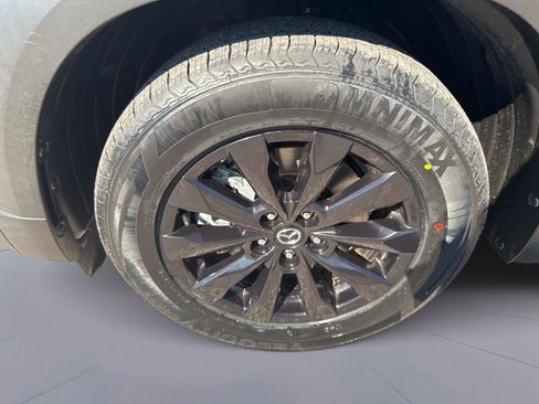 Used 2024 MAZDA CX-50 AWD 2.5 S w/ Preferred Package image 11