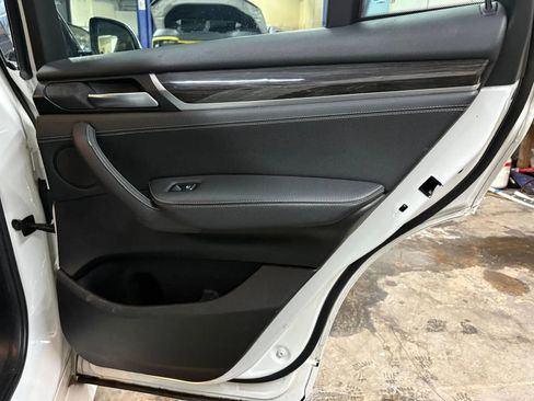 Used 2018 BMW X4 xDrive28i image 16