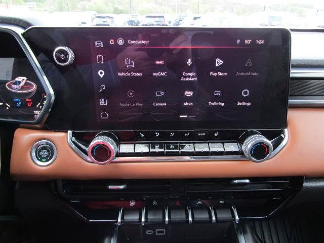Used 2025 GMC Canyon AT4 AWD/4WD image 16