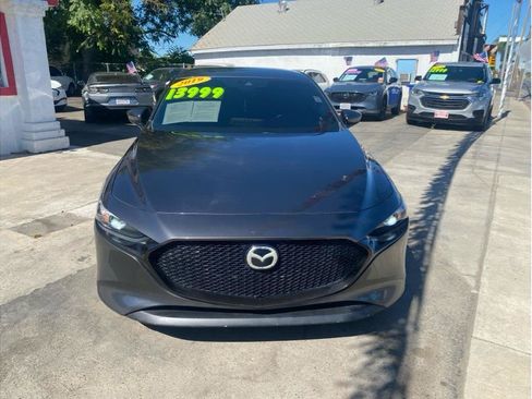 Used 2019 MAZDA MAZDA3 AWD Hatchback image 9
