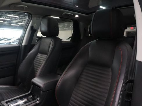Used 2018 Land Rover Discovery Sport HSE image 10