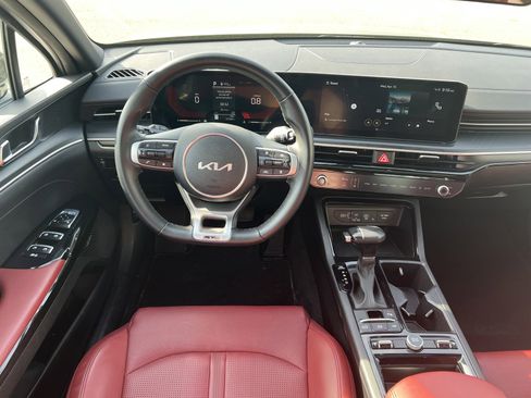 Used 2025 Kia K5 GT-Line w/ GT-Line Premium Package FWD image 17