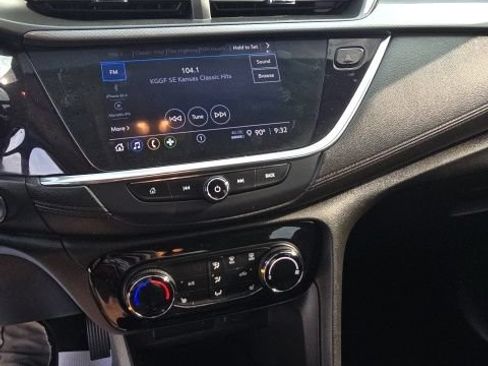 Used 2023 Buick Encore GX Preferred w/ Cold Weather Comfort Package FWD image 15