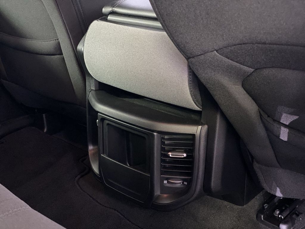 Used 2022 RAM 1500 Big Horn AWD/4WD image 26