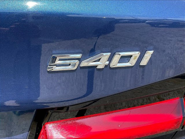 Used 2023 BMW 540i w/ M Sport Package RWD image 26