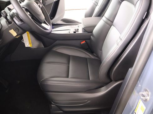 New 2026 Lincoln Aviator AWD w/ Jet Appearance Package image 11