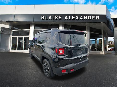 Used 2023 Jeep Renegade Trailhawk w/ Sun/Sound Group AWD/4WD image 8