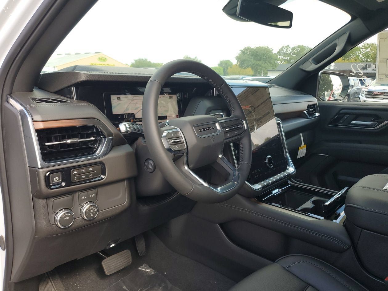 New 2026 GMC Yukon Denali RWD image 20