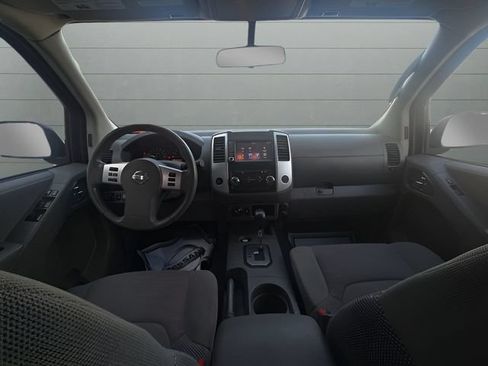 Used 2020 Nissan Frontier SV AWD/4WD image 10