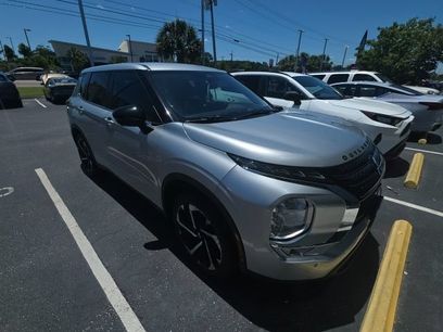 Used 2022 Mitsubishi Outlander SE